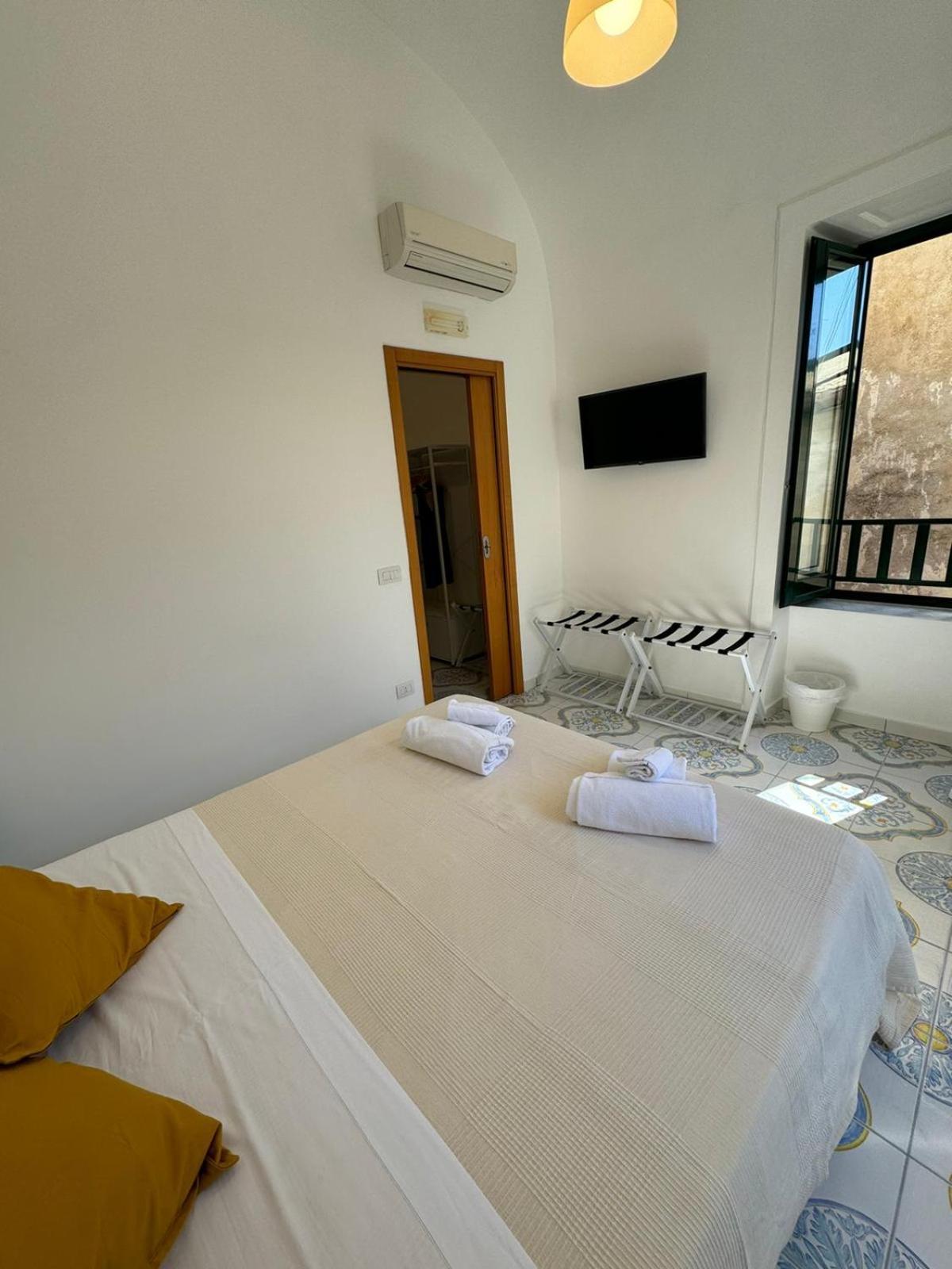 Il Vicoletto Hotel Amalfi Exterior photo